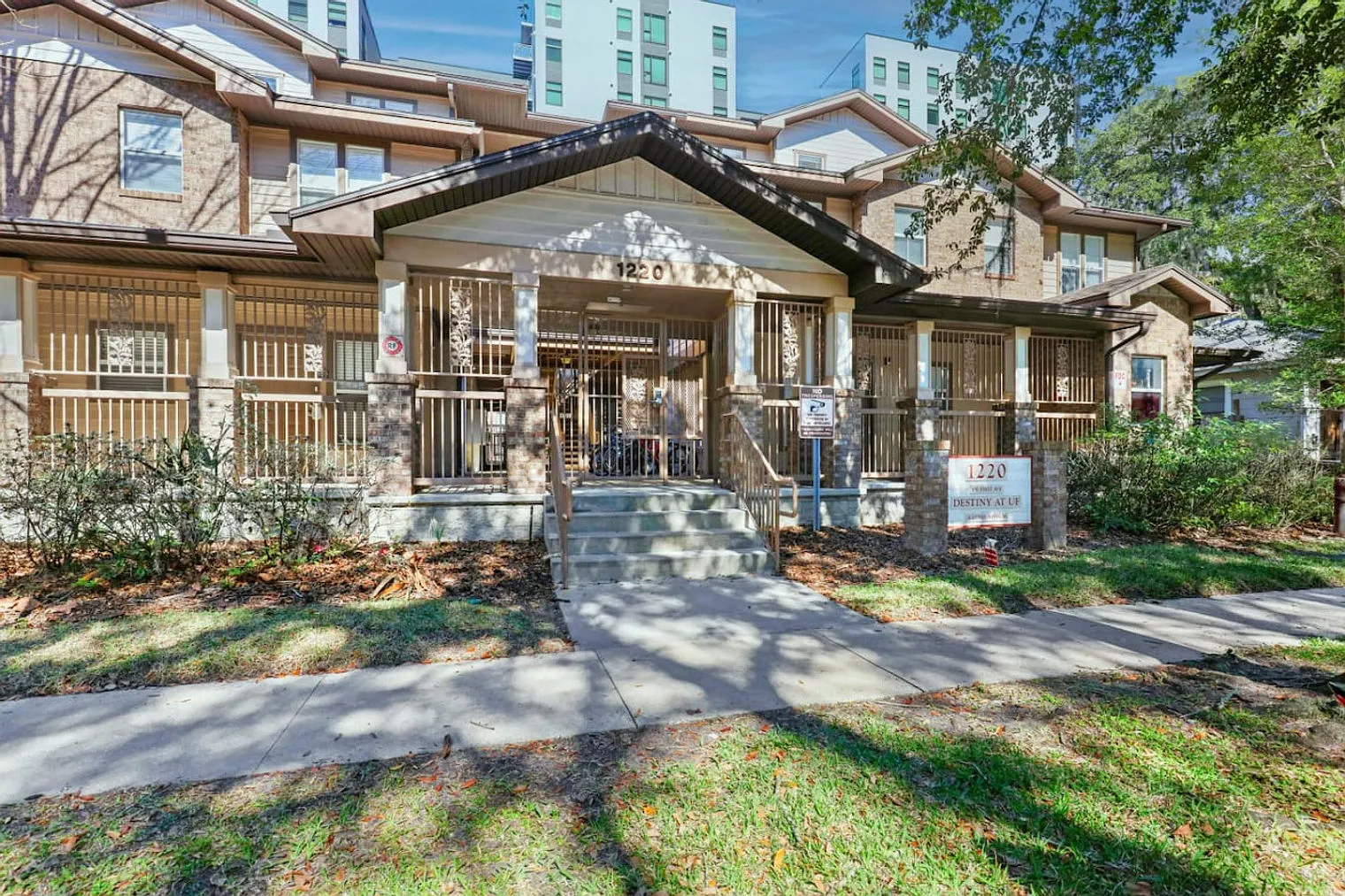 1 bed, 1.0 bath, 430 sqft, $2,973 — Photo 4