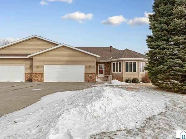 107 Priscilla Ct, Mankato, MN 56001