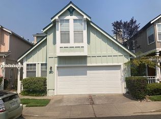 30 Cliff Walk Dr, Vallejo, CA 94591