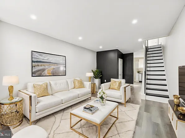 2336 Pierce St, Philadelphia, PA 19145