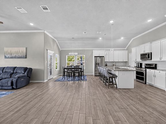 5th image of 7924 Wilson Cliff Ct