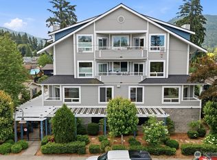 275 E Sunset Way UNIT 1A, Issaquah, WA 98027