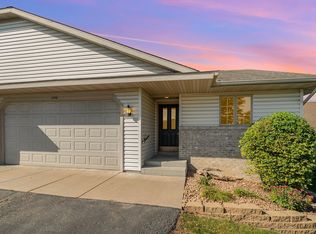 1150 W Maple St, River Falls, WI 54022