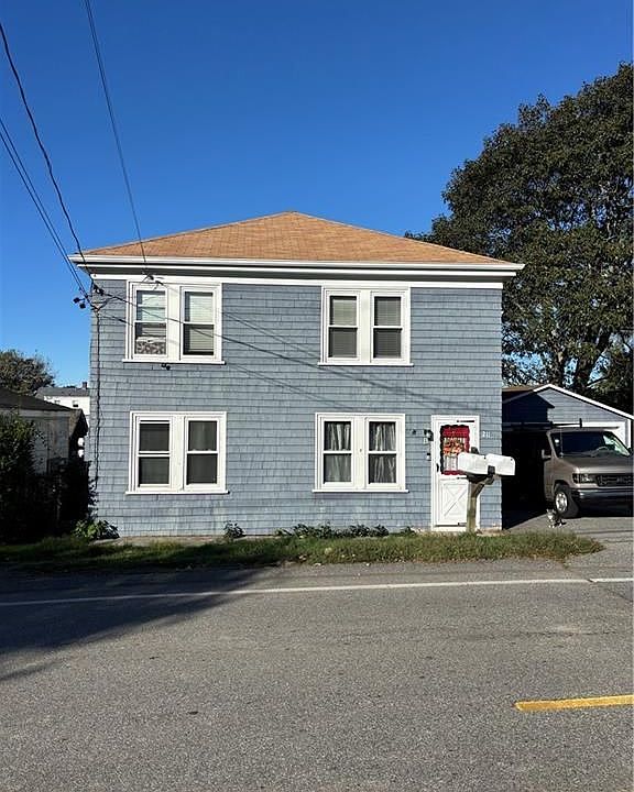 1st image of 211 Wolcott Ave #1