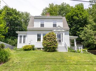 20 Fairlawn Avenue, Lewiston, ME 04240