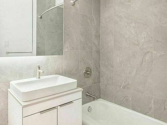 5th image of 221 E 94th St #4A