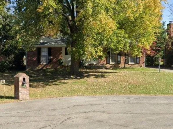2613 Aylesbury Ct, Rolling Hills, KY 40242