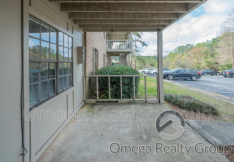 Lakeridge Apartments — Photo 42