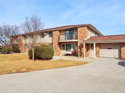 4449 South Greenridge CIRCLE, Milwaukee, WI, 53220