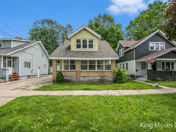 1508 Powers Ave NW, Grand Rapids, MI 49504