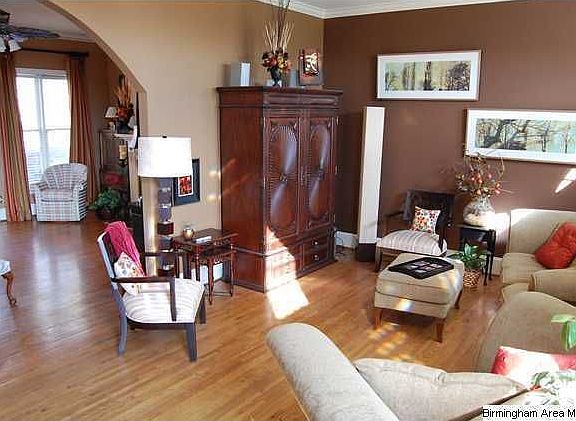 5th image of 5007 Lake Crest Cir