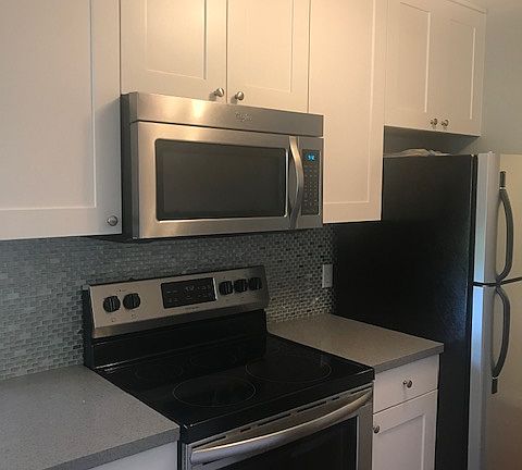 5th image of 3898 Magnolia Dr APT 8