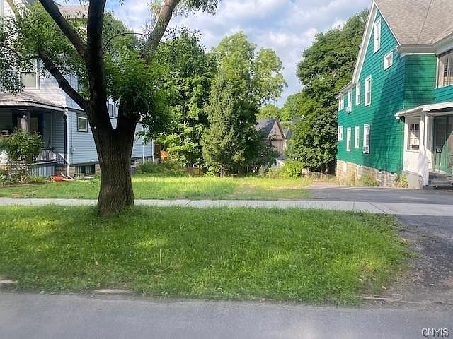 1st image of 114 Buckingham Ave