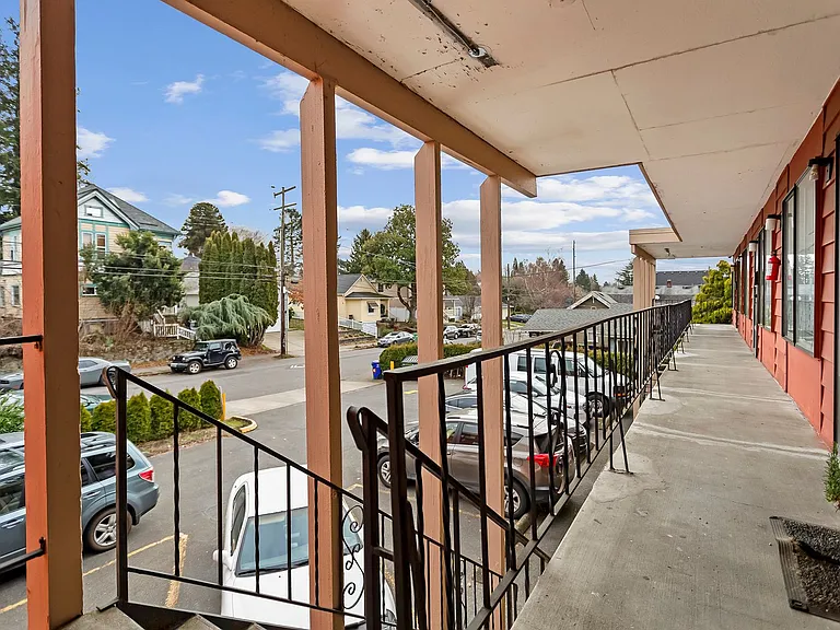 4121 SE 28th Ave — Photo 36