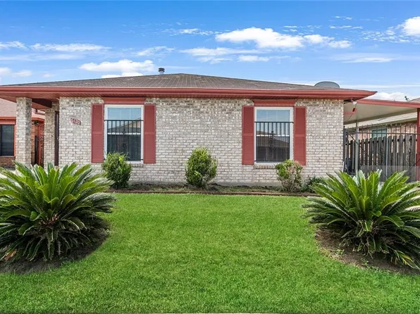 6120 Erin Dr, New Orleans, LA 70126