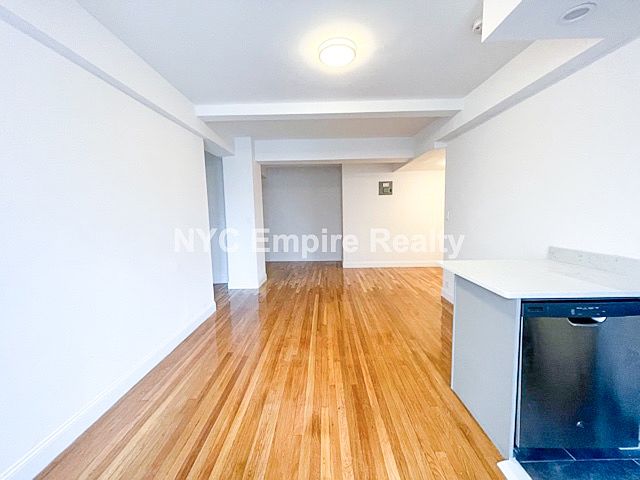 1st image of 301 E 38th St APT 12G