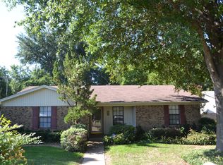 36 Marguerite Dr, Longview, TX 75601