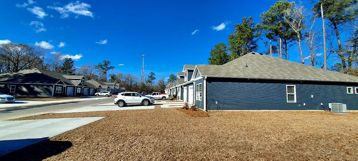 Building Photo - 1608 Bellamy Place Dr