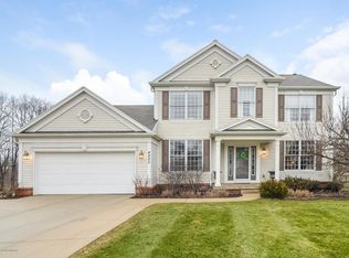 4225 Tompkins Ct SE, Kentwood, MI 49546