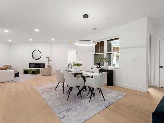 5th image of 16 Stearns Rd #304