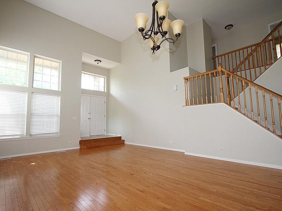 3rd image of 2036 Sudbury Ln