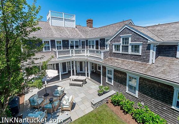 4th image of 4 Woodbury Ln