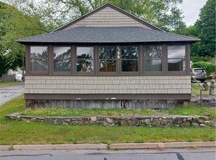 98 Oswegatchie Rd, Waterford, CT 06385