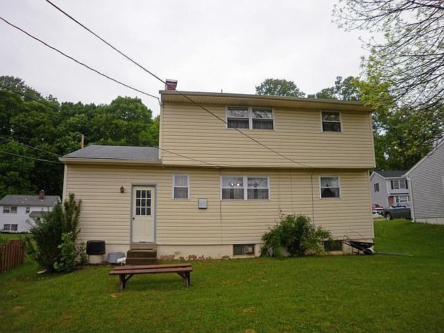 2nd image of 2519 Alister Dr