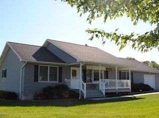 20 2nd St, Beach Lake, PA 18405