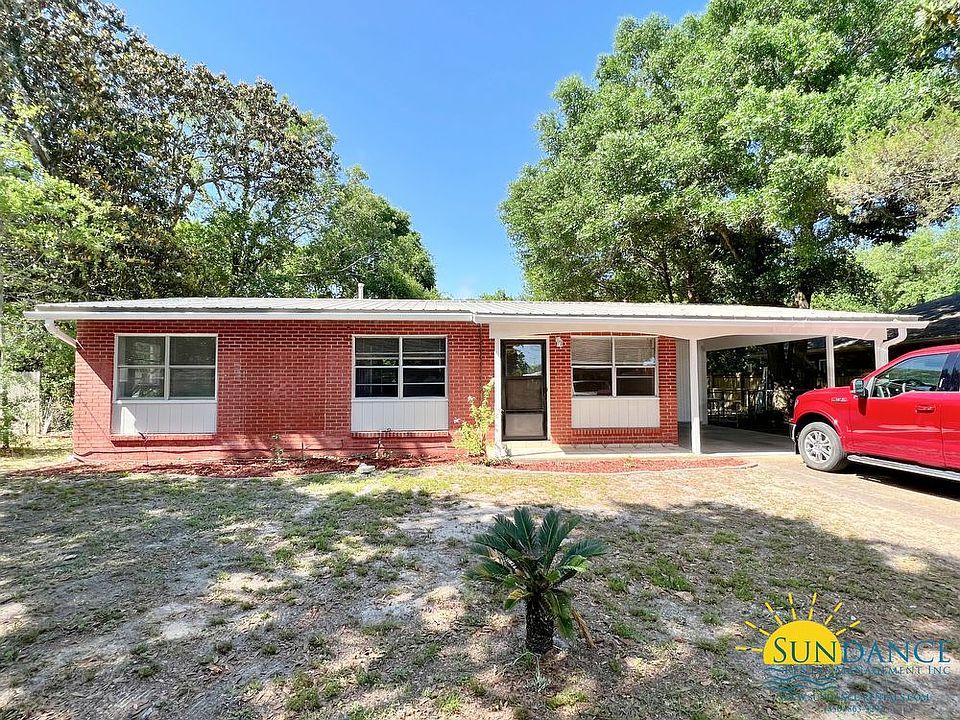 1st image of 211 Coral Dr