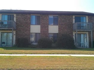 1154 Country Ln, Holland, MI 49423