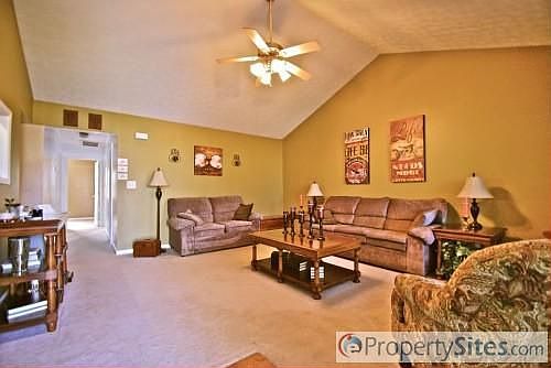 5th image of 1928 Aquamarine Dr