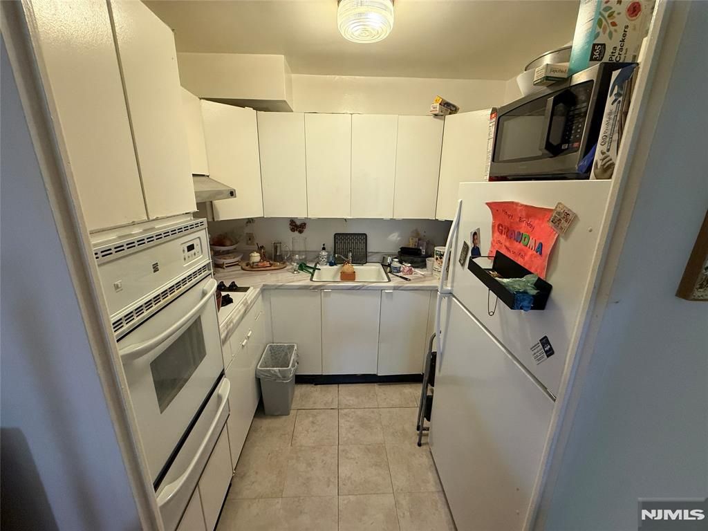 2160 Center Ave APT 5M, Fort Lee, NJ - View 5