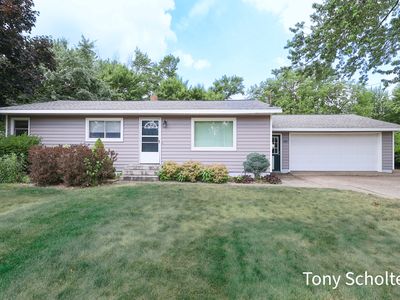 7321 23rd Ave, Jenison, MI, 49428