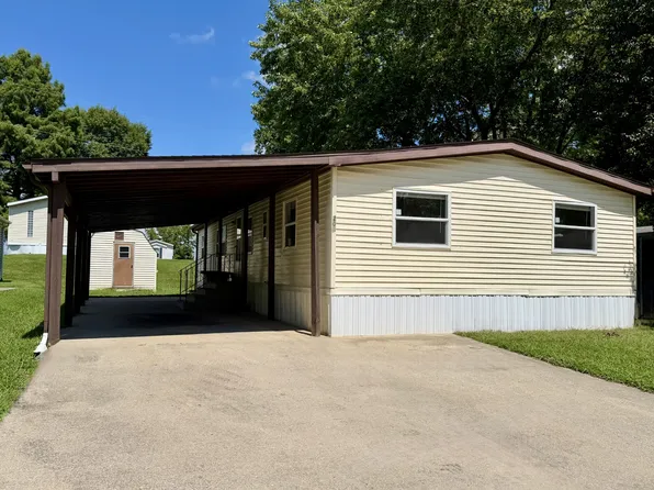 206 Taurus Dr, Shiloh, IL 62269