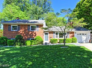 3102 Valley Ln, Falls Church, VA 22044