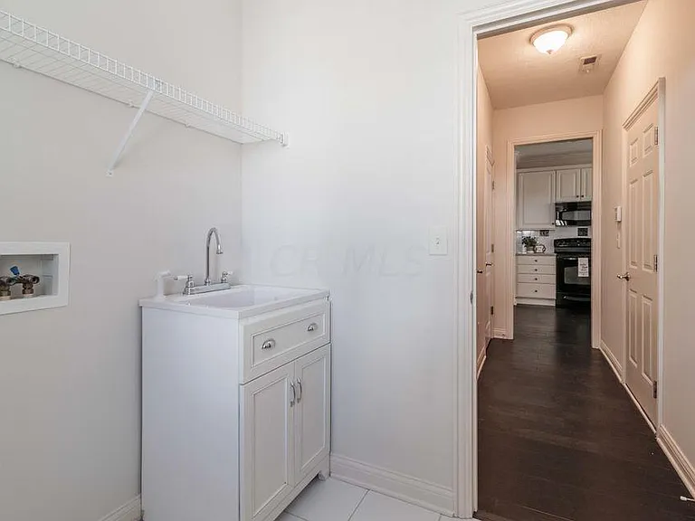 7518 Acela St — Photo 9
