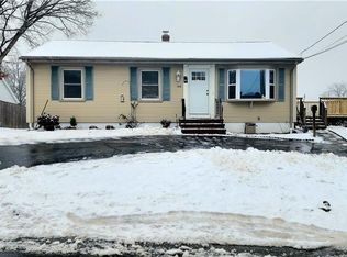 168 Pawtuxet Ter, West Warwick, RI 02893