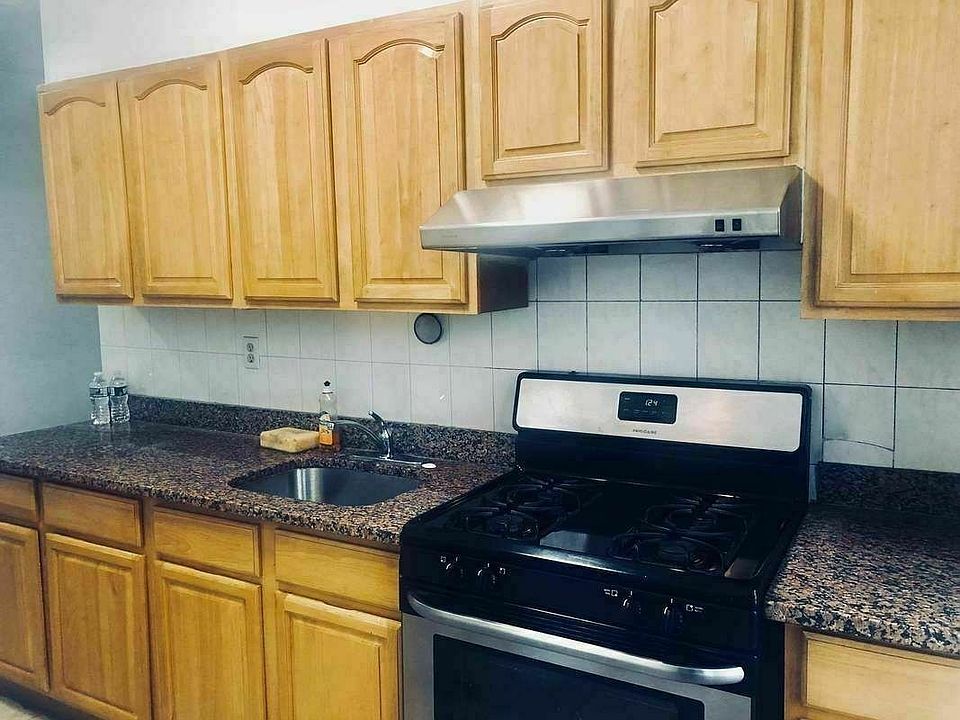 2nd image of 6923 20th Ave APT 3R