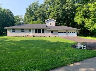 764 Meridian Rd, Valparaiso, IN 46385