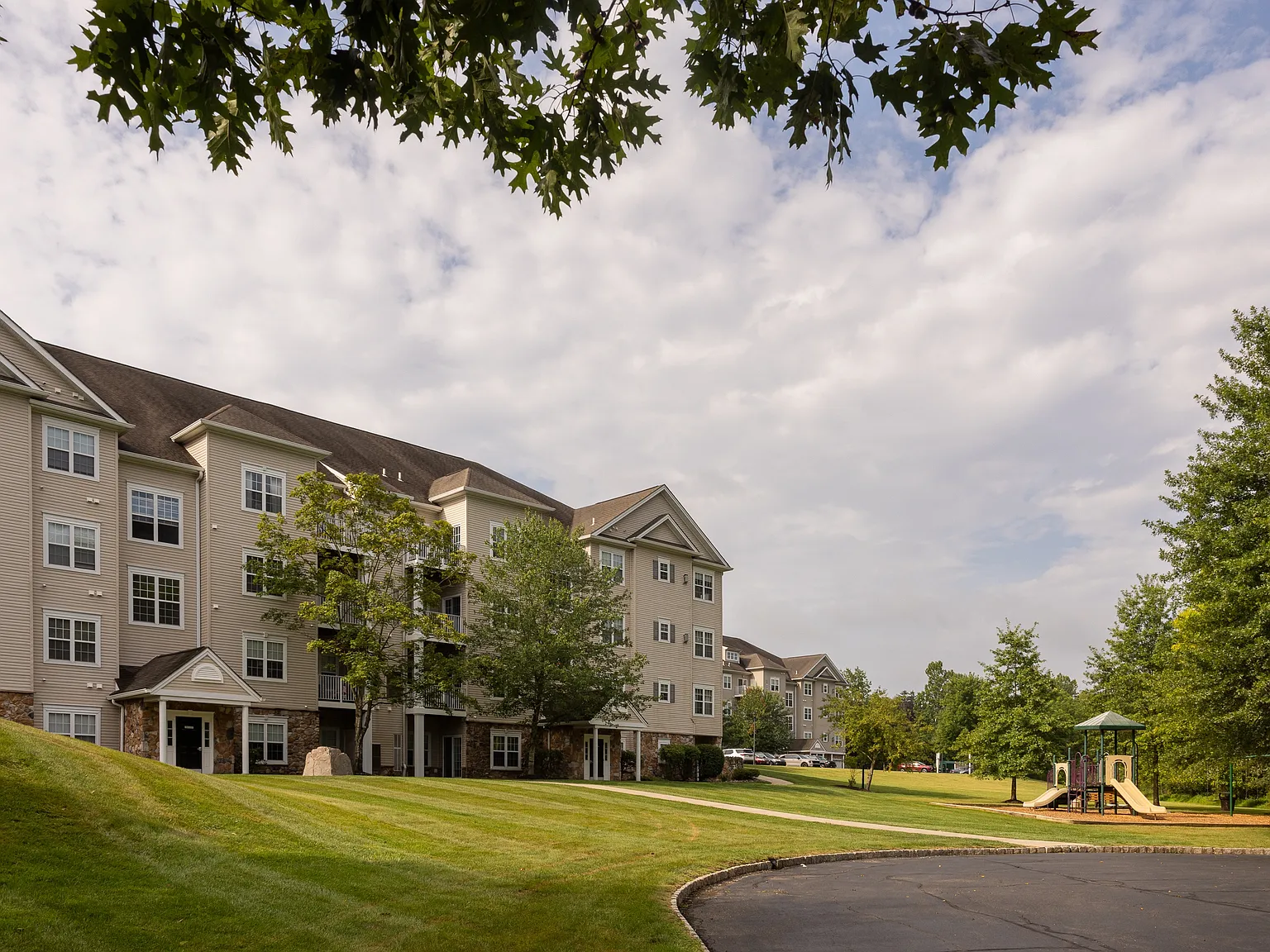 Saucon View Apartments — Photo 4