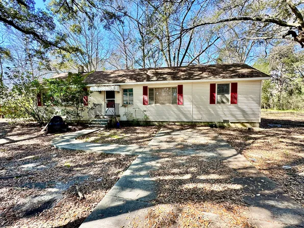 6947 Raymond Ave, Charleston, SC 29406