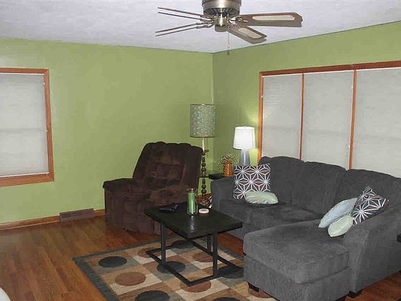 5th image of 643 32nd Ave