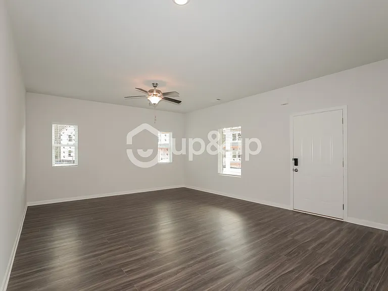 115 Heard Ln — Photo 3