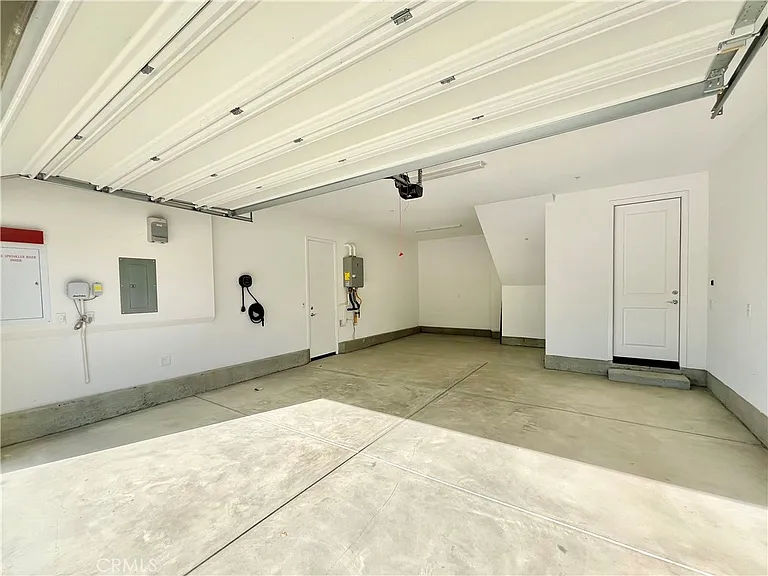 27812 Marquee Dr — Photo 28