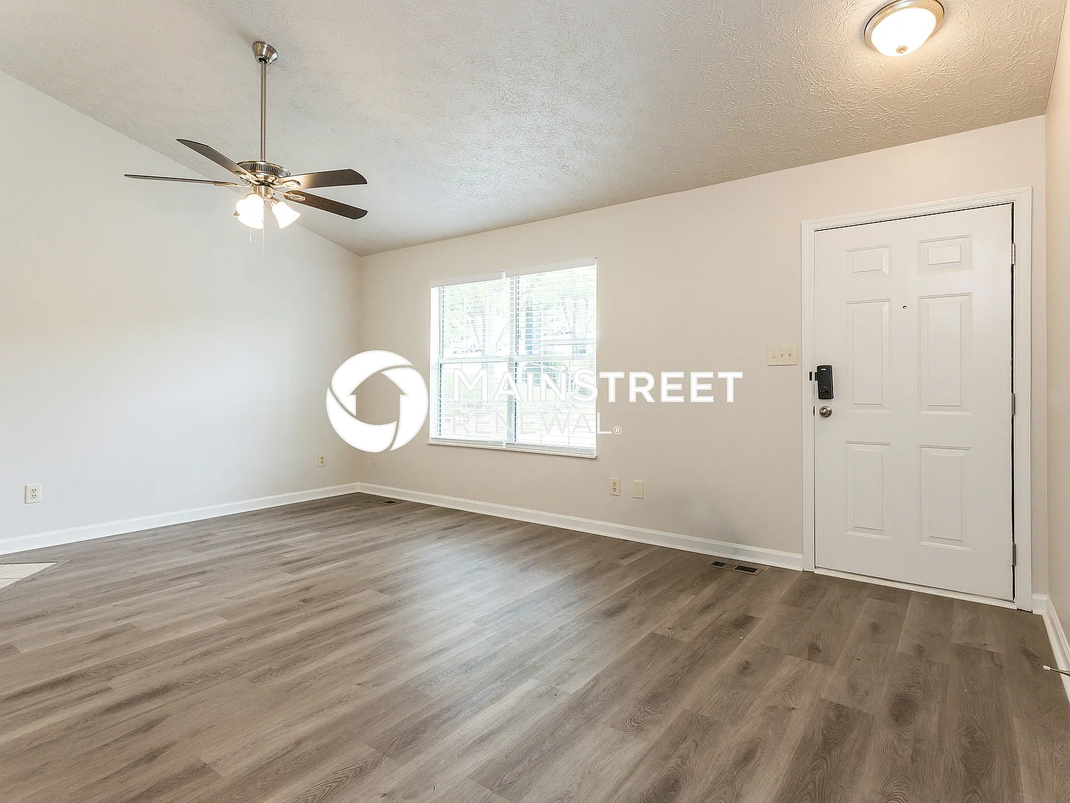 2517 Hammond Ln — Photo 3