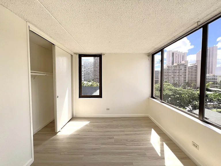 411 Hobron Ln #814 — Photo 11