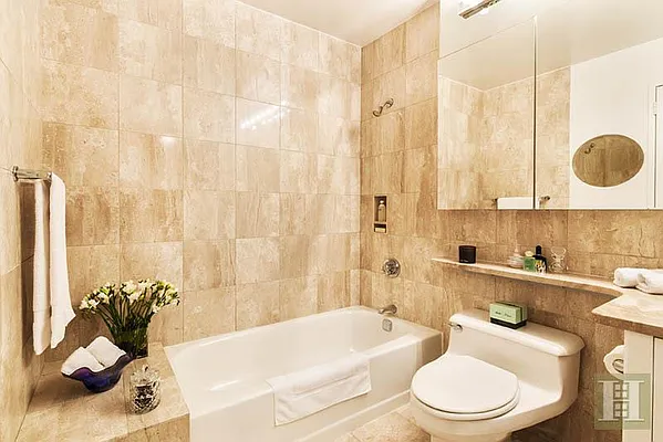 Sold by WIRE International Realty | media 19