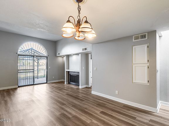 2nd image of 2718 W DESERT COVE Avenue