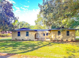 395 Melton Dr, Batesville, AR 72501